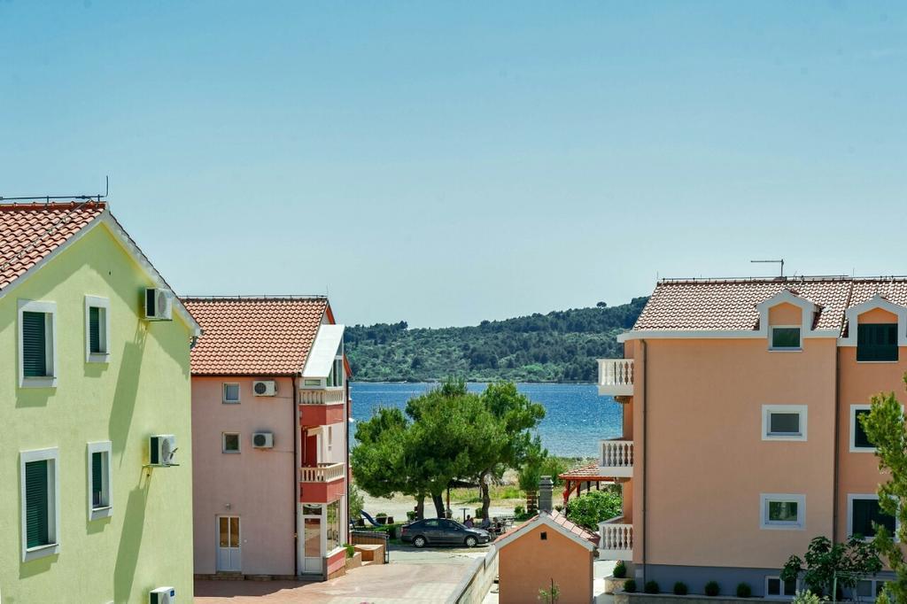 Apartments Hrvoje Vodice Exterior foto